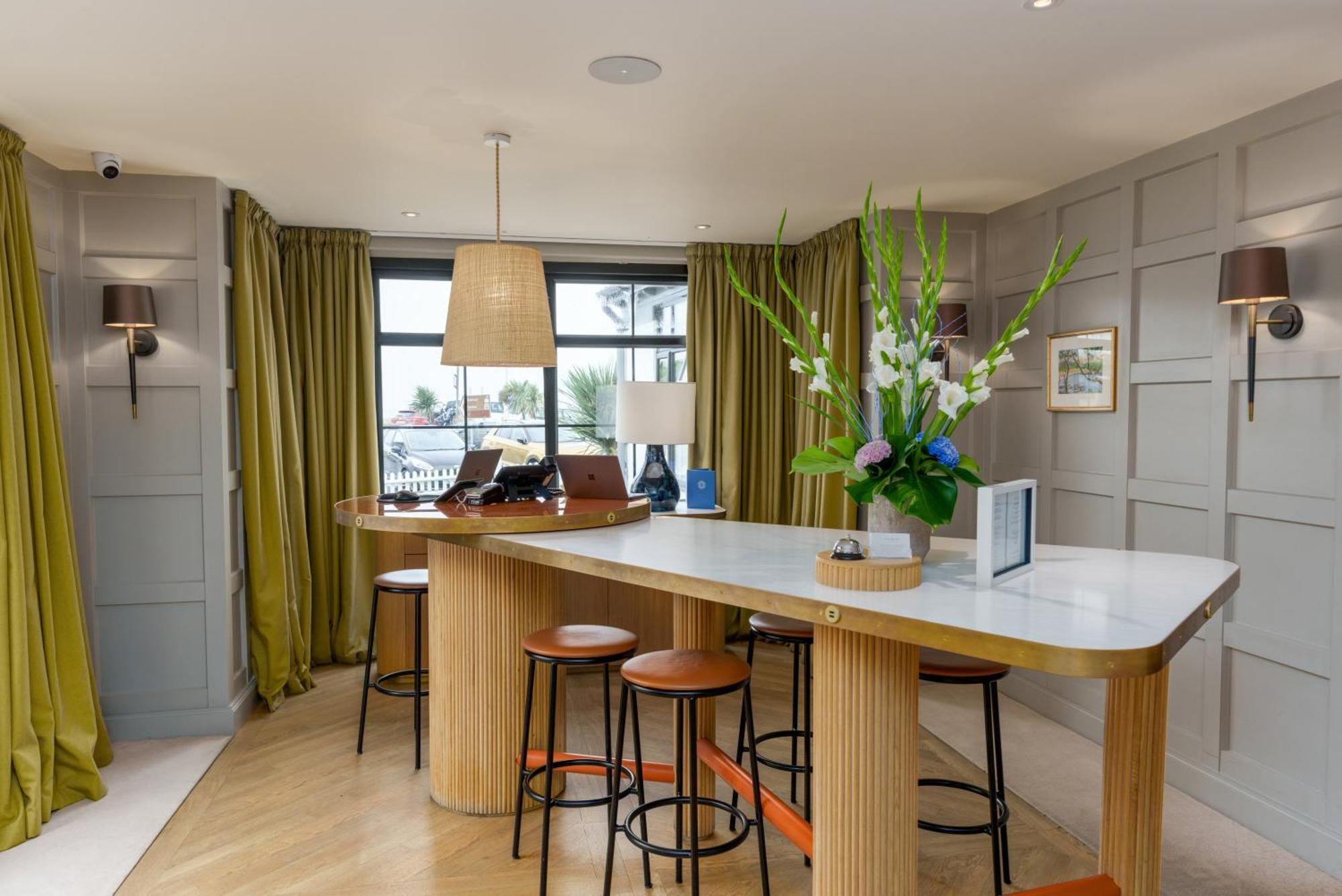 The Relais Cooden Beach And Spa 벡스힐 외부 사진